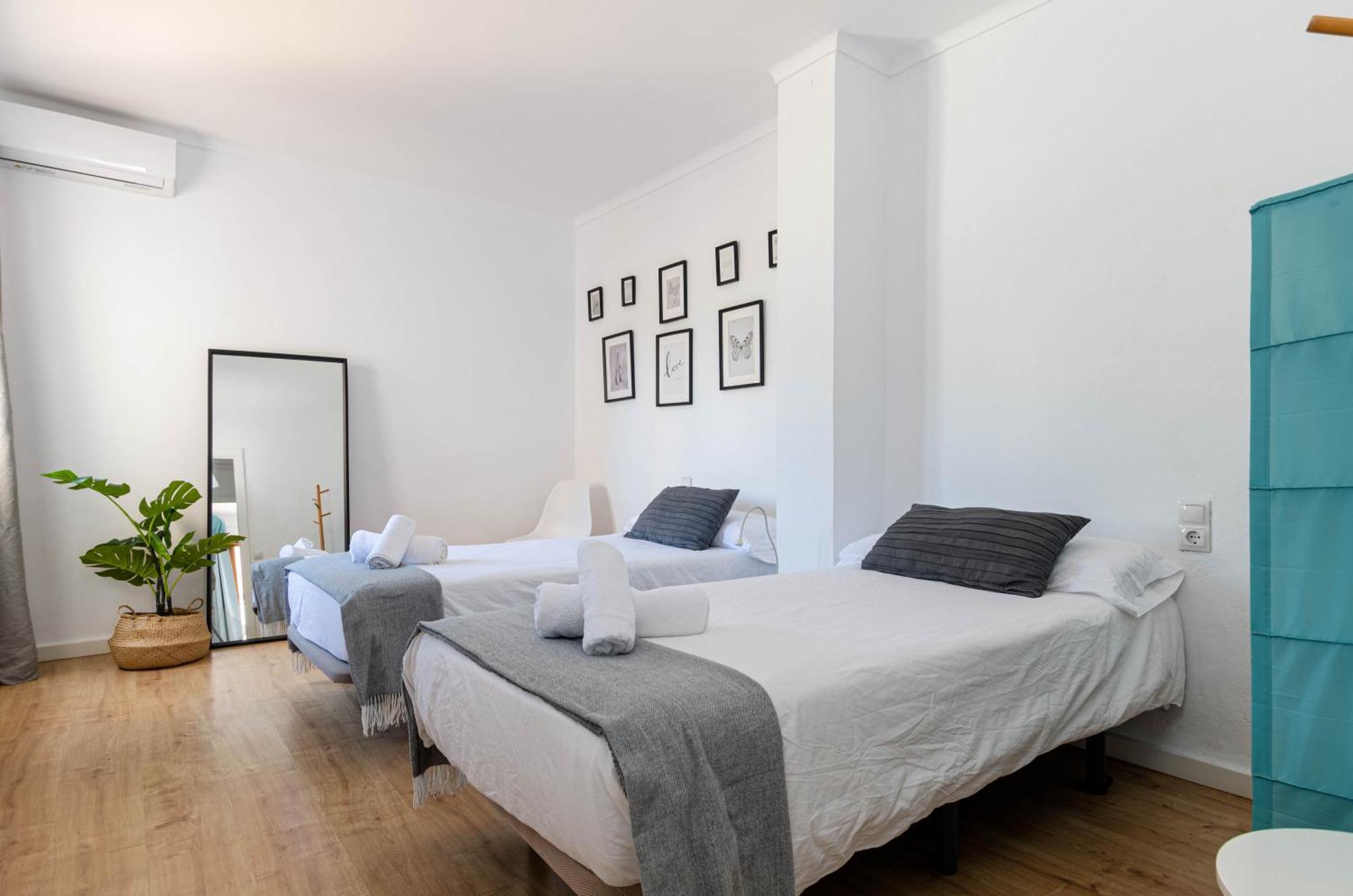 Port Apartments ポルト・ダルクディア エクステリア 写真